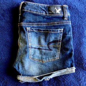 American Eagle Super Stretch Shortie Shorts
